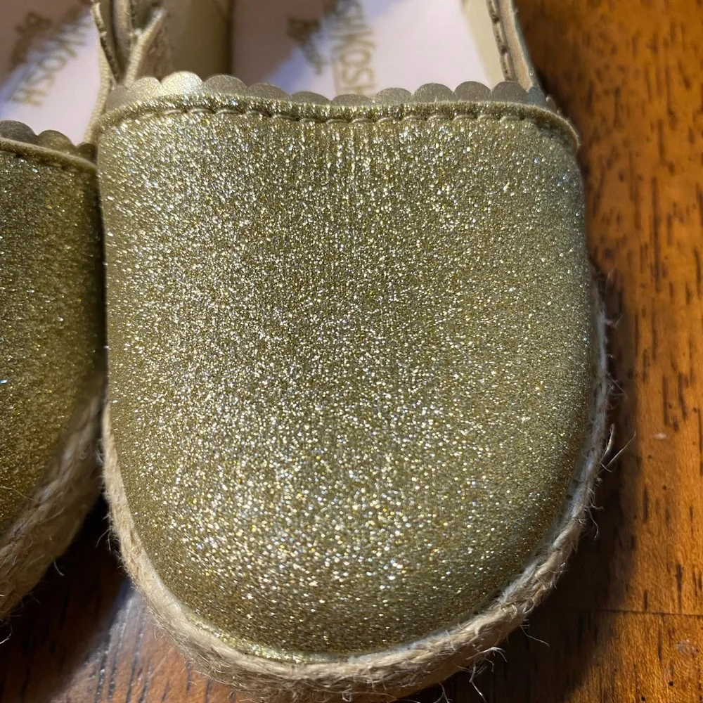 OshKosh B'gosh Belle Slip-on Espadrilles. Sparkly, gold glitter. Size 6. Toddler